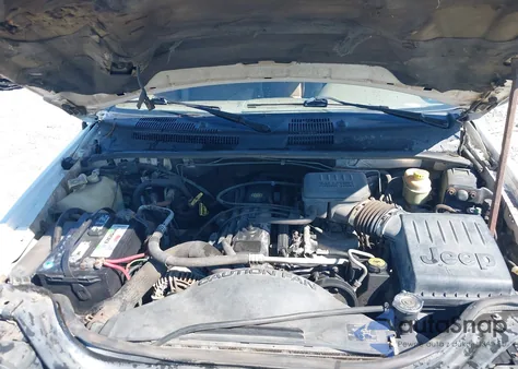 2000 Jeep Grand Cherokee Laredo from USA, damaged, VIN 1J4G248S5YC160787